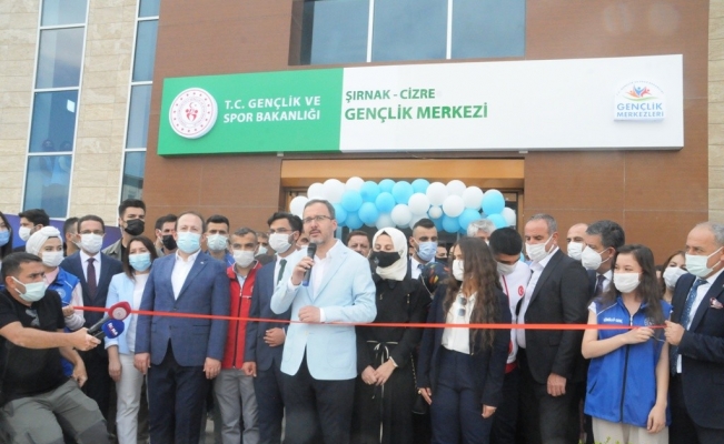 Bakan Kasapoğlu, Cizre Gençlik Merkezi’nin açılışını gerçekleştirdi