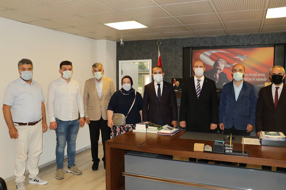 Ak Parti Genel Başkan Yardımcısı Ömer İLERİ, Belediye Başkanı Ahmet Basa’yı makamında ziyaret etti