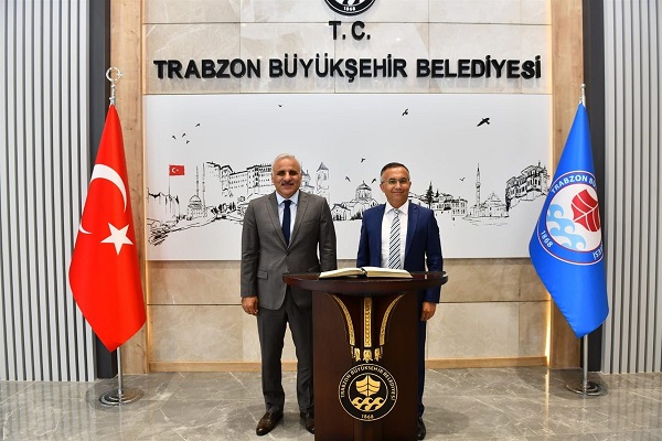 Rize Valisi Kemal Çeber, Trabzon Büyükşehir Belediye Başkanı Murat Zorluoğlu’nu Ziyaret Etti