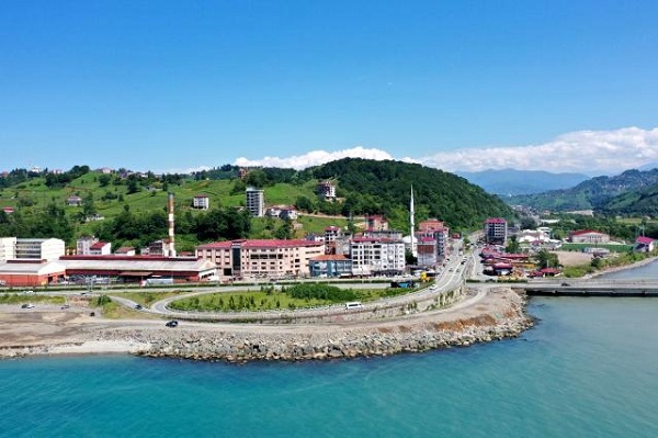 İyidere Lojistik Merkezi için deniz dolgusu başladı