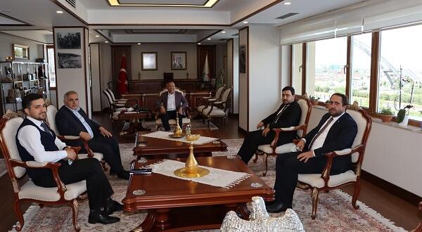Ak Parti Yerel Yönetimler Başkan Yardımcısı Ali İnci, Vali Kemal Çeber’i Ziyaret Etti