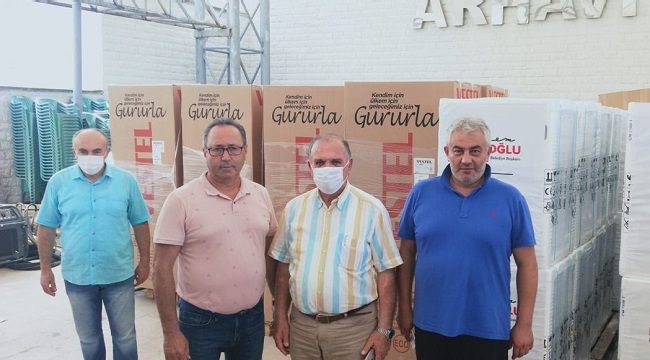 Kuşadası’ndan Çıkan Yardım Kamyonu Arhavi’ye Ulaştı