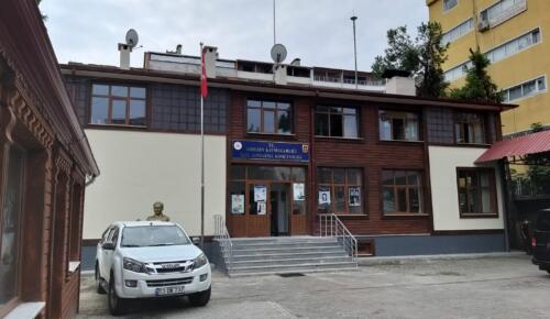 Ardeşen İlçe Jandarma Komutanlığı Hizmet Binası yöresel mimariye uygun hale getirildi