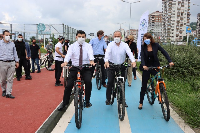 Vali Vekili Gülhani Ozan Sarı, Avrupa Hareketlilik Haftası Etkinliğinde Pedal Çevirdi