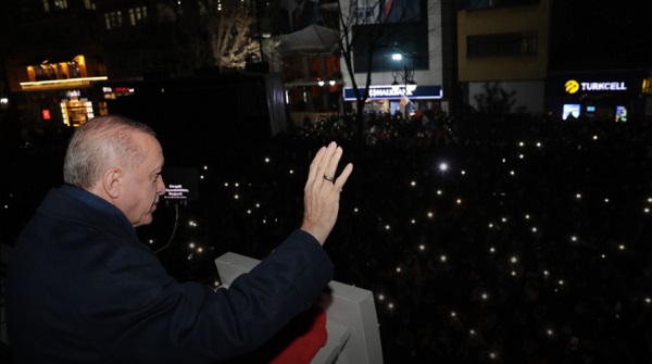 Cumhurbaşkanı Erdoğan, Akçaabat’ta vatandaşlara hitap etti