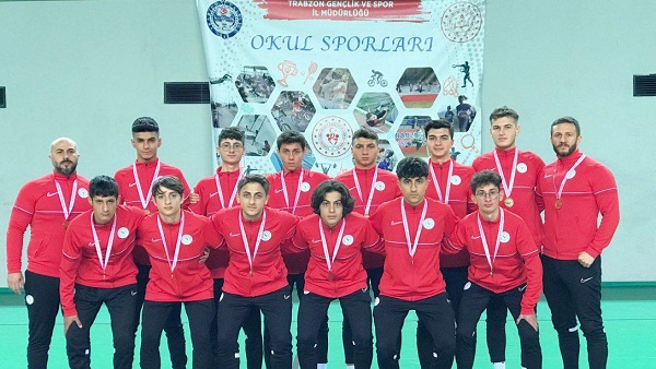 GÜNEYSU SPOR LİSESİ TÜRKİYE FİNALLERİNDE