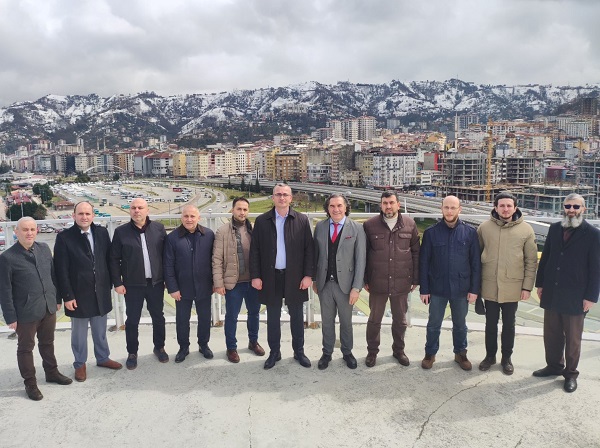 BAŞKAN YELKENCİ, ÇAY ÇARŞISIYLA TURİZM SEKTÖRÜMÜZ İVME KAZANACAK