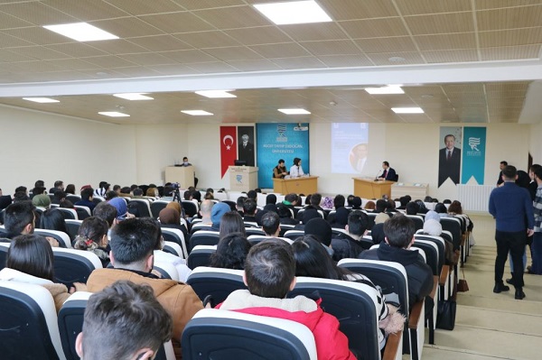 AK Parti Trabzon Milletvekili Salih Cora, RTEÜ’de Söyleşi Gerçekleştirdi