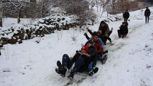 Rize’de Okullarda Kar Tatili uzatıldı