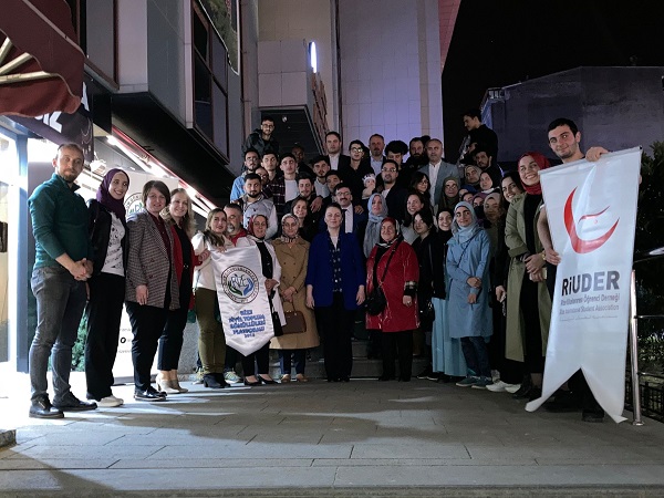 RTEÜ’deki Yabancı Uyruklu Öğrenciler İftar Sofrasında Buluştu