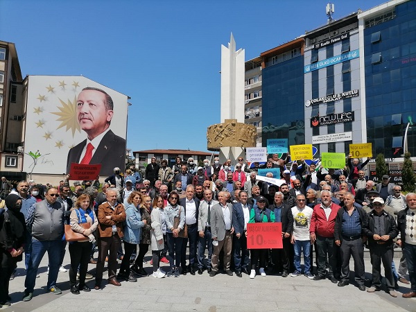 CHP’den Rize’de çay protestosu: ‘Yaş çay alım fiyatı en az 10 TL olsun’