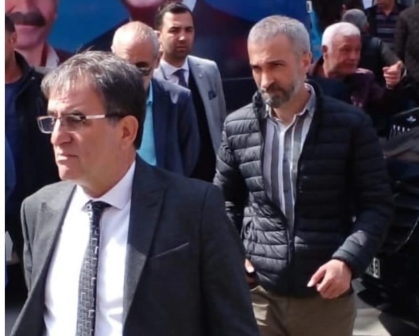 Rize Ülkü Ocakları Eski Başkanı Kerim Özkul, Cumhuriyet Halk Partisi’ne Katıldı