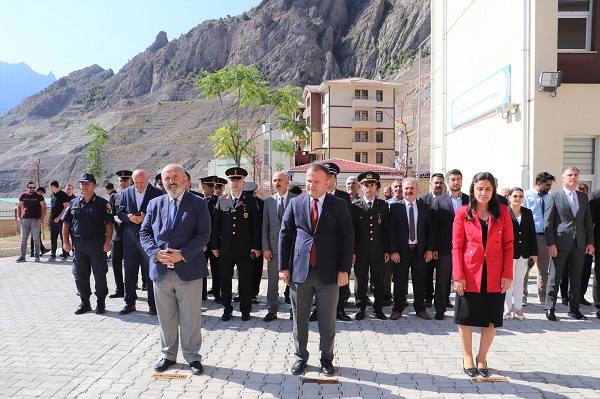 30 AĞUSTOS ZAFER BAYRAMI YUSUFELİ’NDE ÇOŞKUYLA KUTLANDI