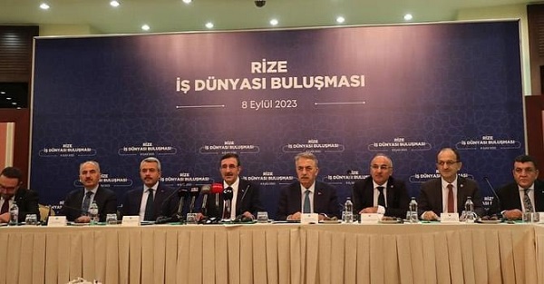 ATSO Başkanı Kuyumcu “Oteller Bölgesi ve Çay Köy Projesi’ için destek istedi