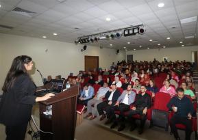 Rize’de Yurt personellerine “Gençlerle Çalışmak” semineri