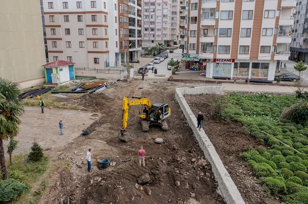 Rize’de altyapı ve üstyapı yenileme çalışmalarına devam ediliyor..