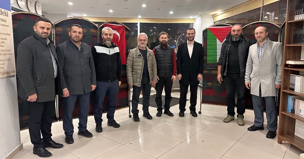 Rize Hafızlar Derneği’nden İHH’ya ziyaret