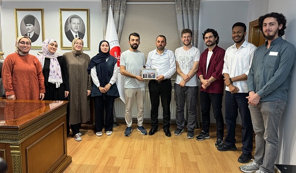 RTEÜ TIP FAKÜLTESİ ÖĞRENCİLERİNDEN, TDY’YE “GÖZLERE ŞİFA” PROJESİNE DESTEK