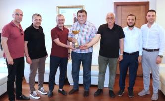 RİZE’DE KURUMLAR ARASI MASA TENİSİ TURNUVASINDA RTSO 1.OLDU