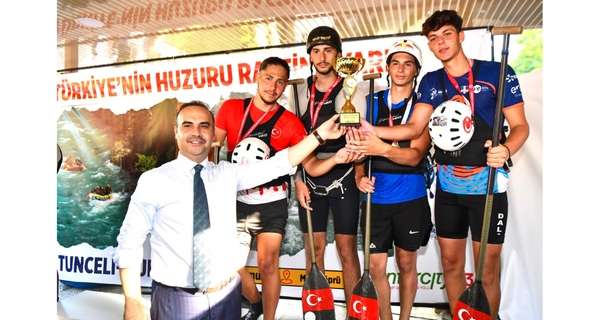 ÇAYKURSPOR RAFTİNG U19 ERKEKLER TUNCELİ’DE TÜRKİYE KULÜPLER KUPASI ŞAMPİYONU OLDU